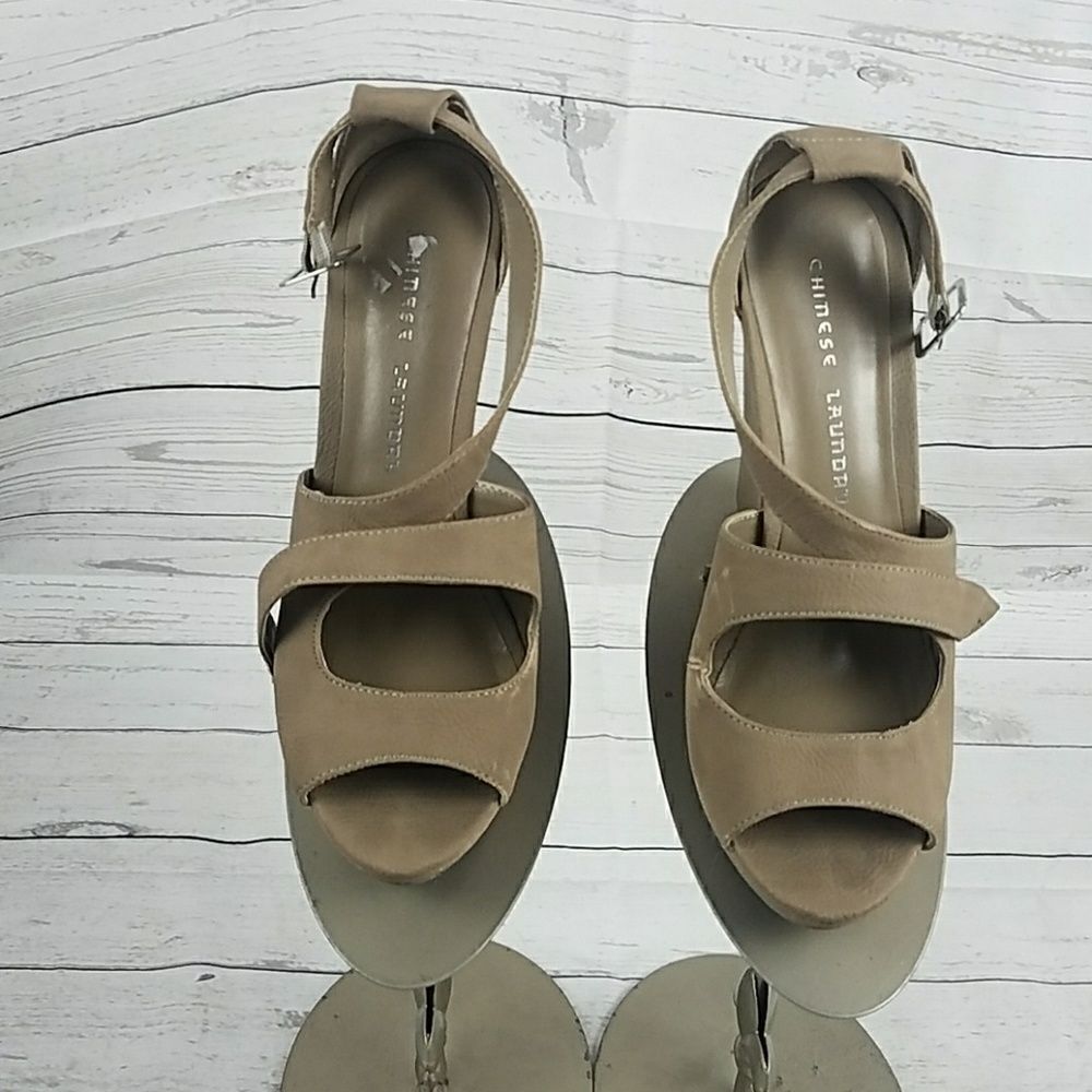 Chinese Laundry Wedges Size 8.5 - Picture 2 of 4